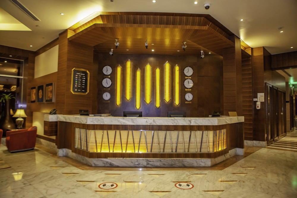 Residence Inn By Marriott Sheikh Zayed Road, Dubai Ngoại thất bức ảnh