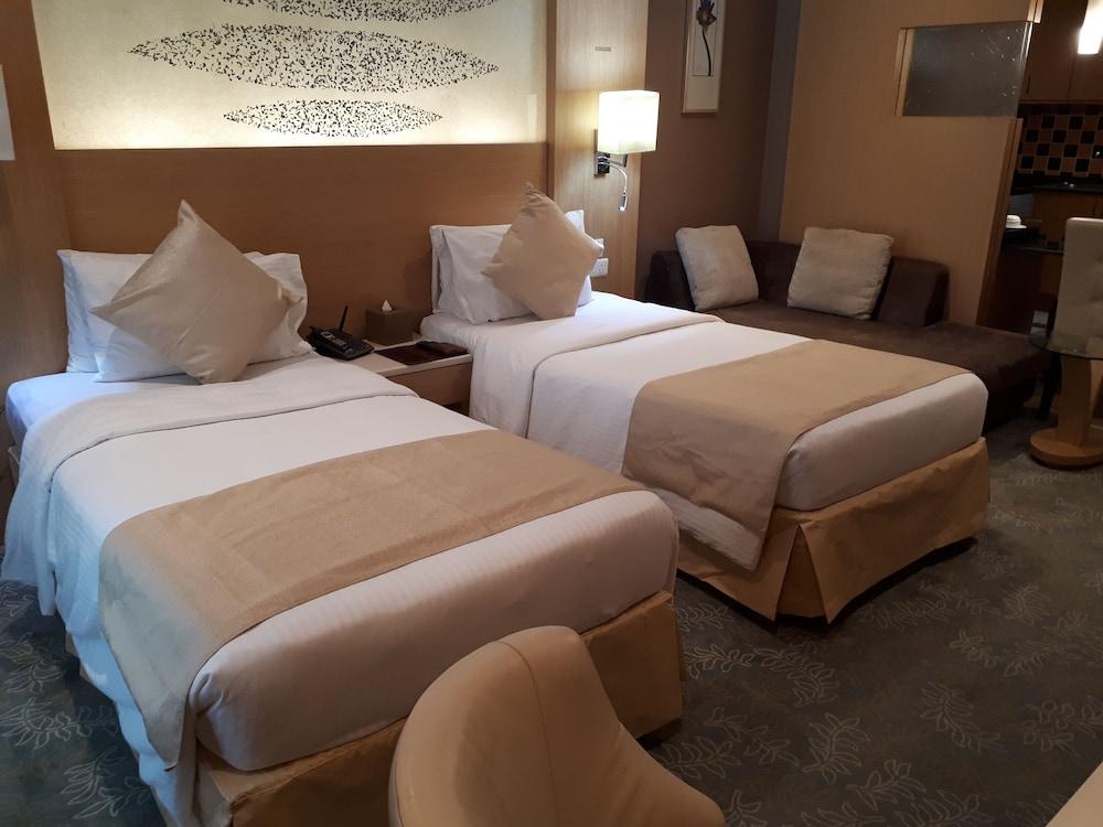 Residence Inn By Marriott Sheikh Zayed Road, Dubai Ngoại thất bức ảnh