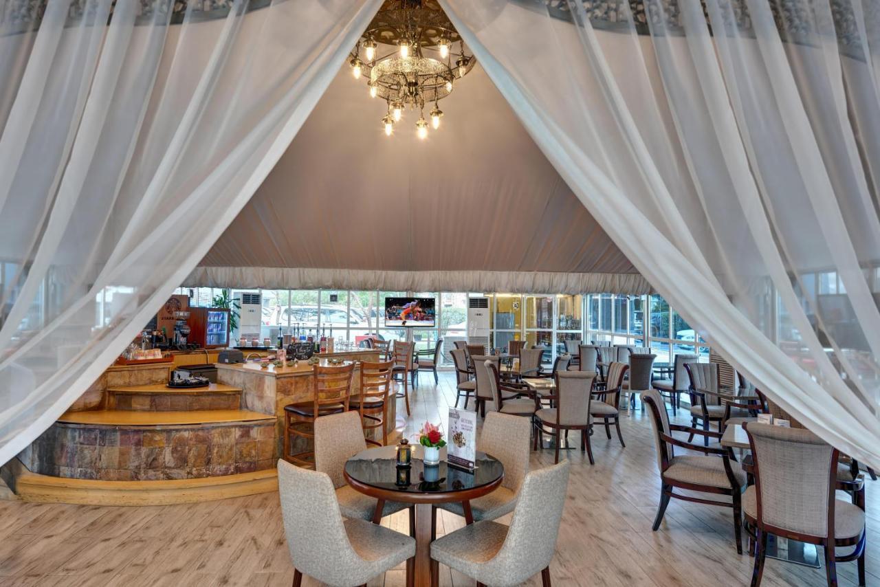Residence Inn By Marriott Sheikh Zayed Road, Dubai Ngoại thất bức ảnh